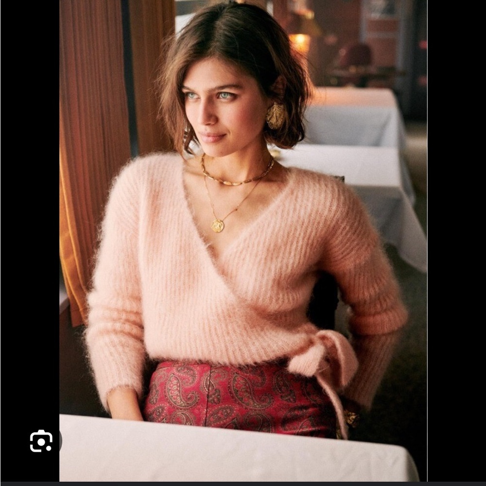 Pink sezane sweater size s